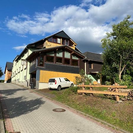 Ruhige Ferienwohnung Dreihansen Лёсниц Экстерьер фото